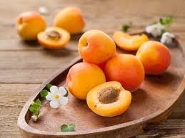 खुमानी (Apricot)